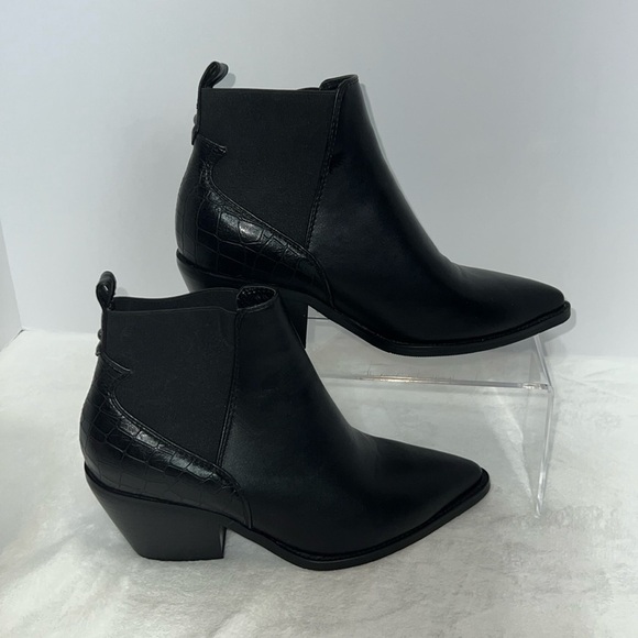 MOTF Shoes - Motf premium croc embossed chunky heel Chelsea ankle boots/booties size 36. NWOT